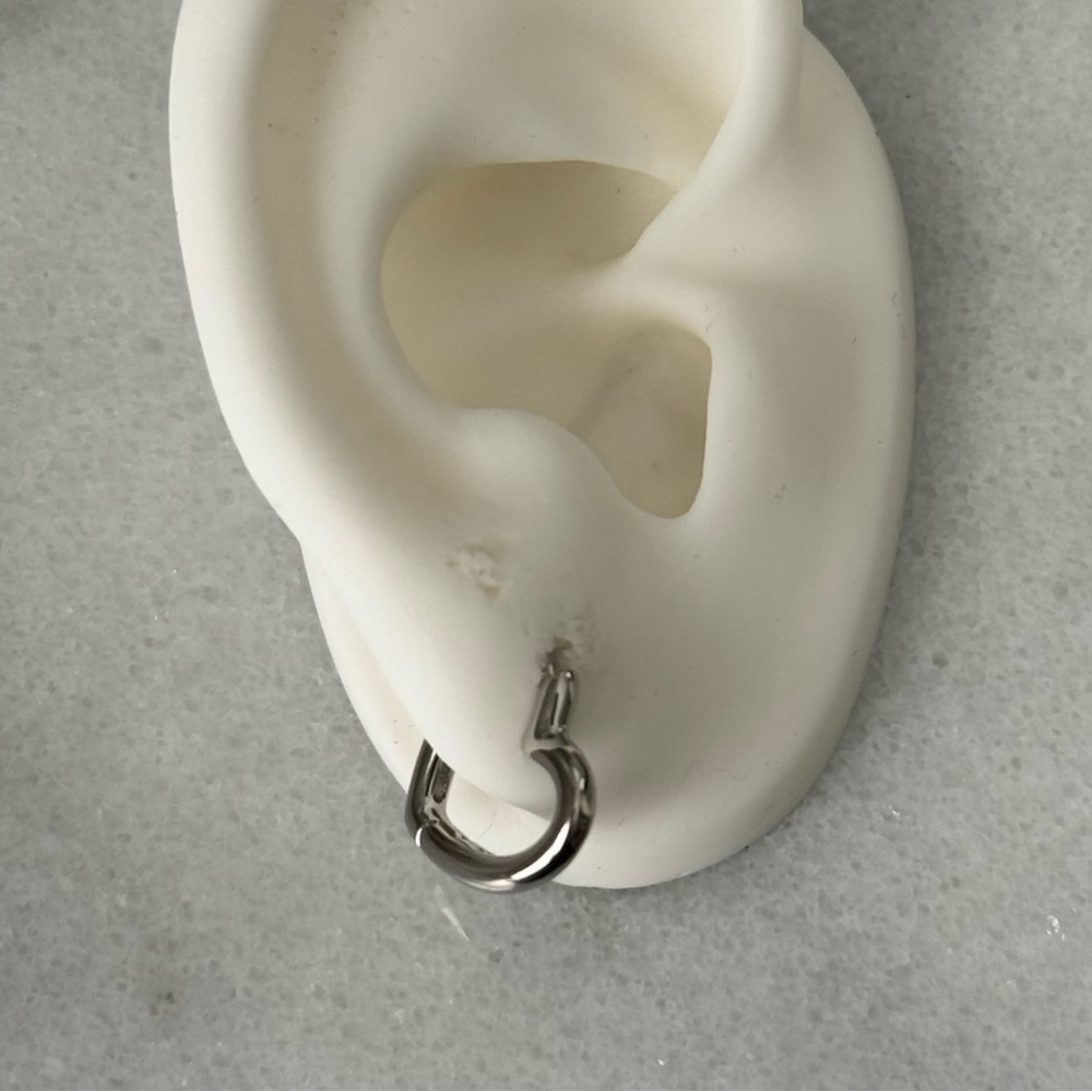 Sterling Silver Heart Huggie Hoop Earrings 

Brand New - Picture 4 of 4